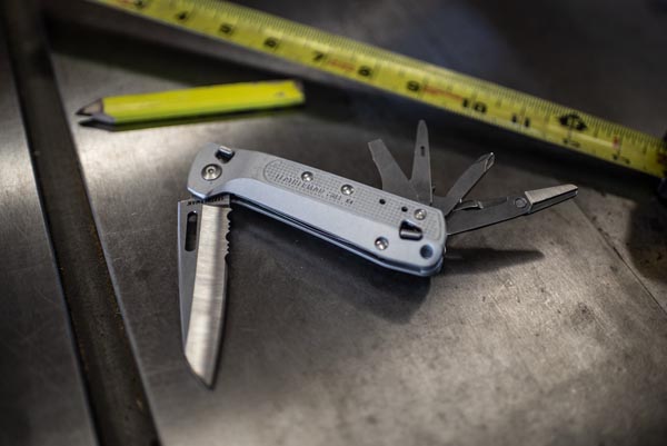 Thiết kế dao Leatherman cao cấp