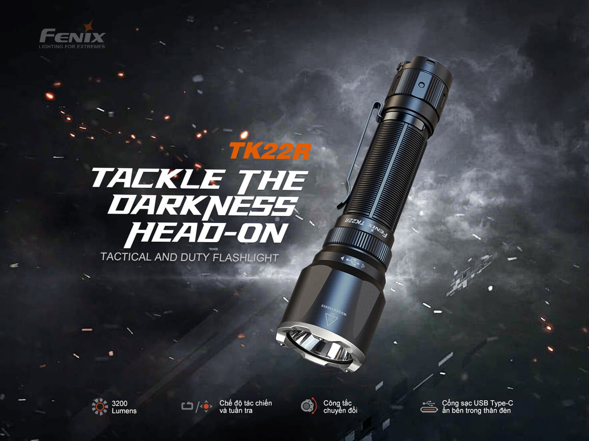 Đèn Pin Tác Chiến Fenix TK22R thế hệ mới với công suất lớn hơn.