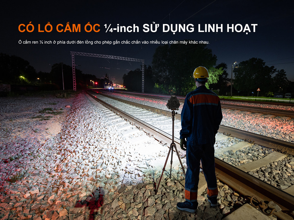 Den pin da nang Fenix CP50R