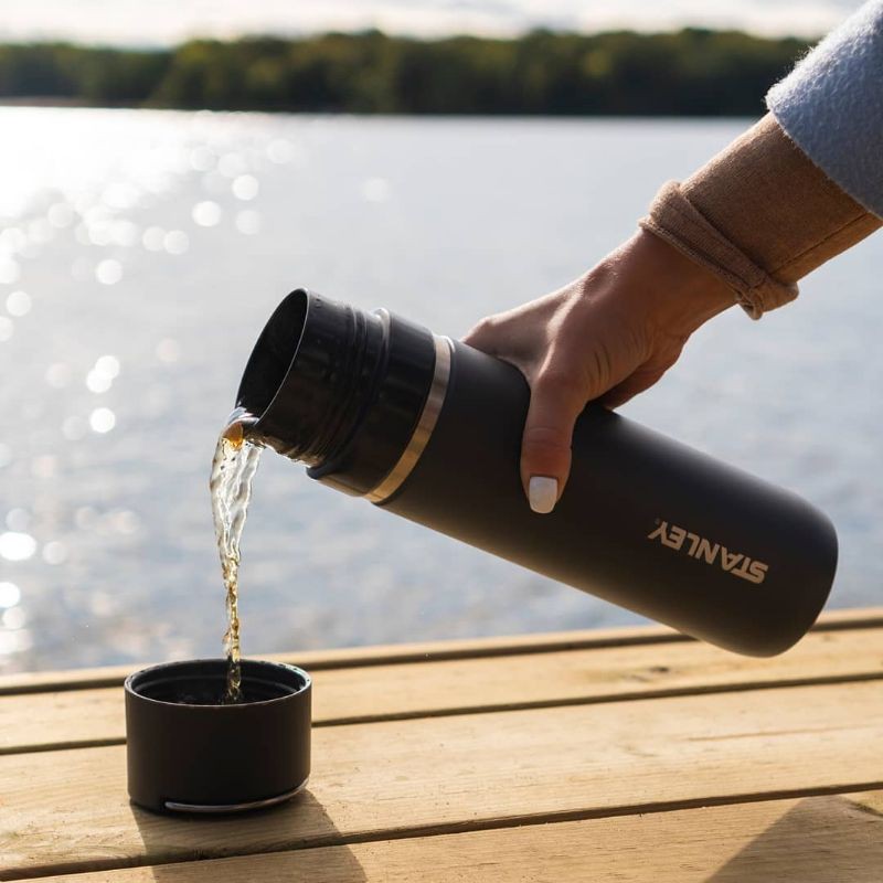 STANLEY: GO SERIES-Trọn vẹn hương vị 7 Thiết kế quen thuộc: Nắp có thể sử dụng như một chiếc cốc