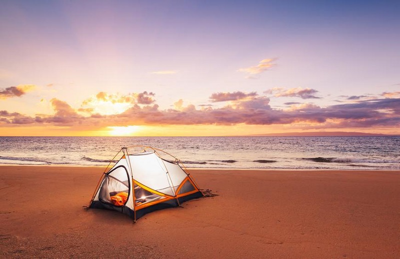 Camping là gì? Trào lưu nổi bật của giới trẻ thời điểm hiện tại 10 Bãi biển cho camping