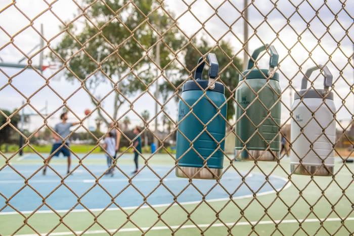 So sánh các mẫu bình giữ nhiệt STANLEY IceFlow Flip Straw 10 Bên Mỹ cũng xài lưới B40?