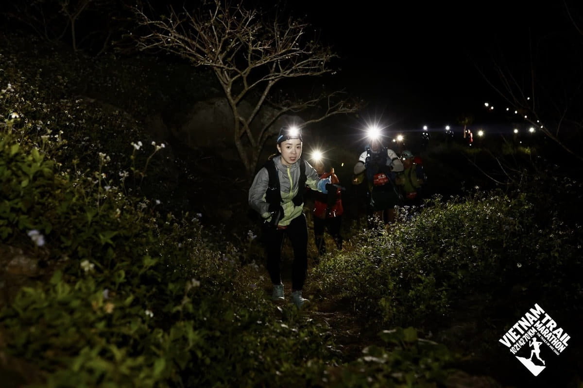 Bộ 3 đèn pin đội đầu chạy bộ tốt nhất năm 2025 tại Chuyentactical 6 bo ba den pin doi dau tot nhat nam 2023 3