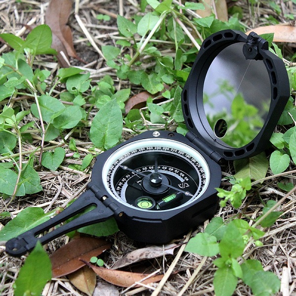 cách sử dụng la bàn quân sự