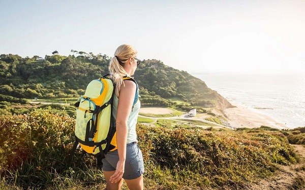 6 cách xếp đồ đi du lịch gọn gàng, không bị nhăn 10 cách xếp đồ gọn vào balo