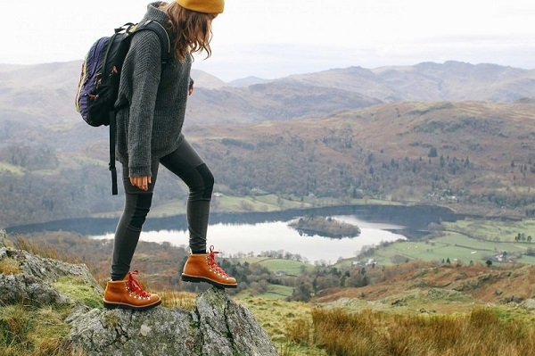 Đi leo núi nên mặc gì? Trang phục leo núi chuẩn nhất 7 quần áo leo núi