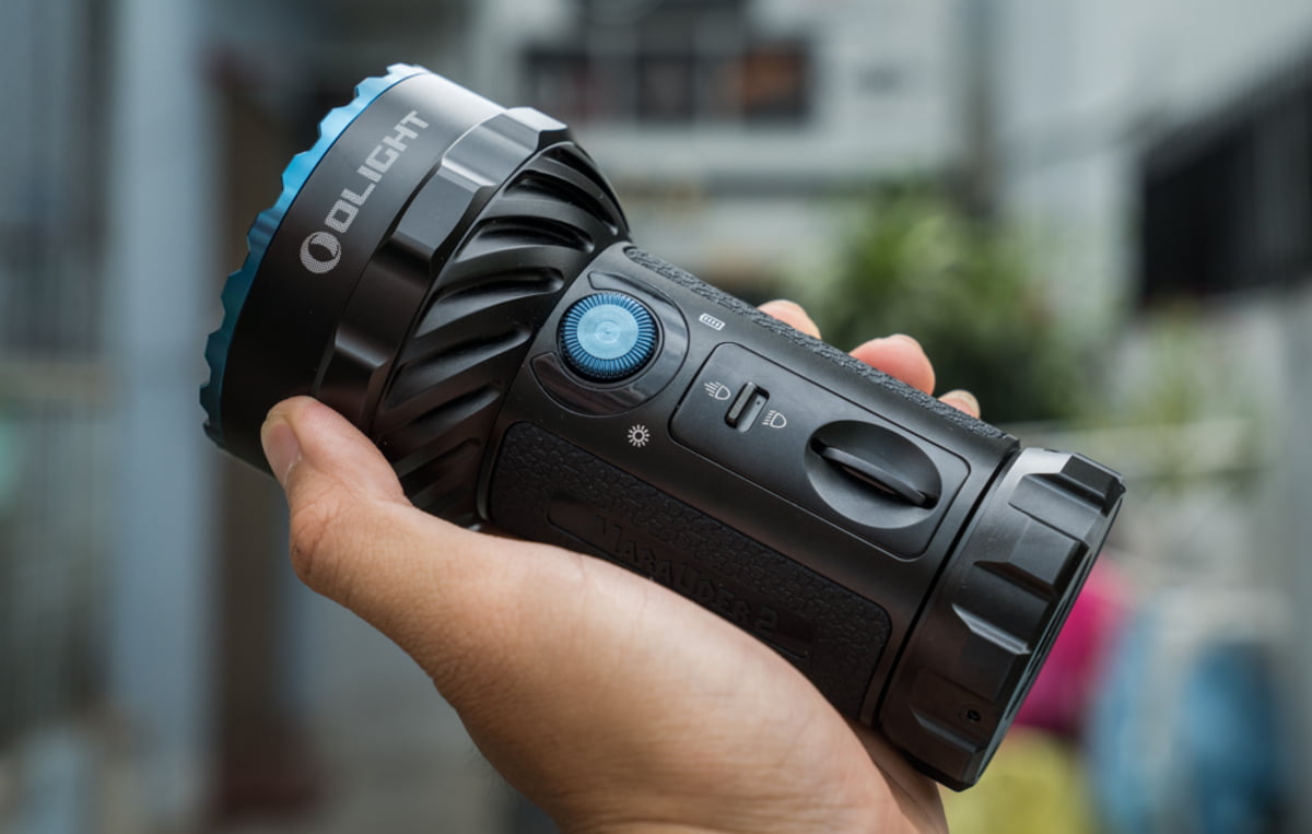 Đèn pin siêu sáng Olight Marauder 2 Den pin sieu sang Olight Marauder 2