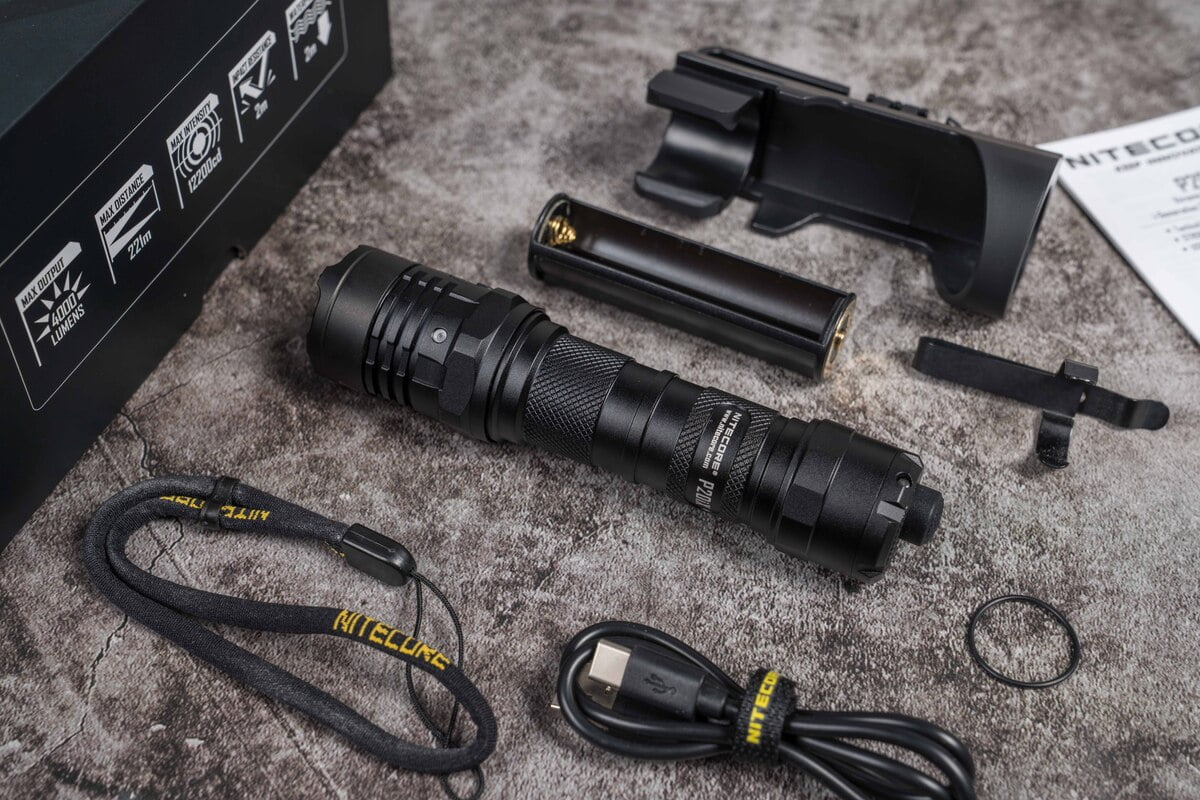 Đèn pin siêu sáng Nitecore P20iX Den pin sieu sang Nitecore P20iX