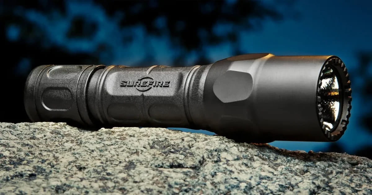 Đèn pin SureFire có chất lượng rất cao, độ bền vượt trội và hiệu suất ấn tượng Đèn pin SureFire có chất lượng rất cao, độ bền vượt trội và hiệu suất ấn tượng