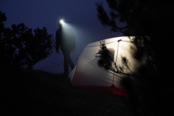 Đèn Pin Đội Đầu Fenix-HL12R V2.0 1 Den pin doi dau sieu sang