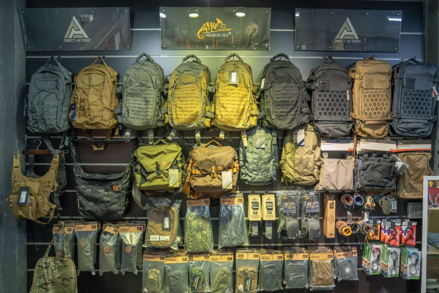 Đèn Pin cầm tay Fenix E35R 1 Gioi thieu den pin Chuyentactical 1 1536x1025 1