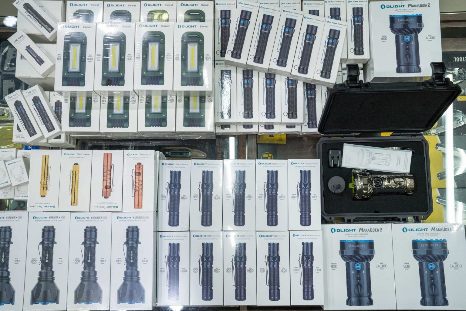 Đèn Pin cầm tay Fenix E35R 5 Gioi thieu den pin Chuyentactical 14 1536x1024 1