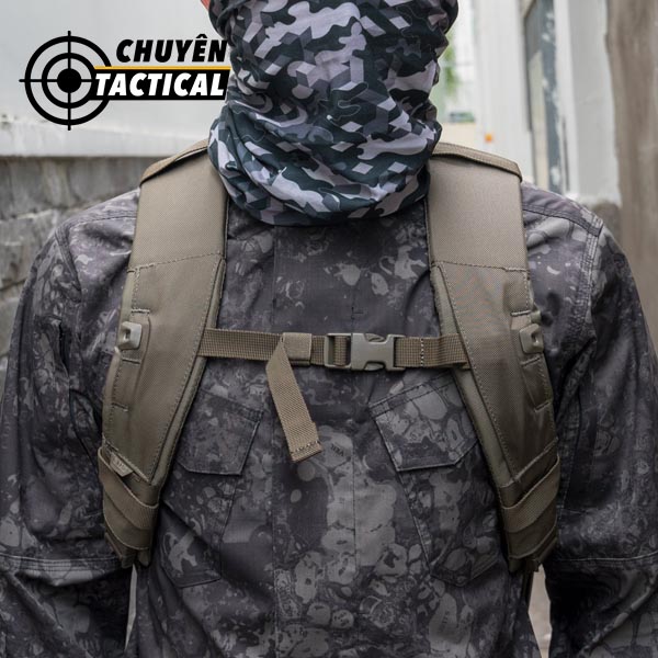 9 balo laptop màu đen quyền lực và đặc trưng