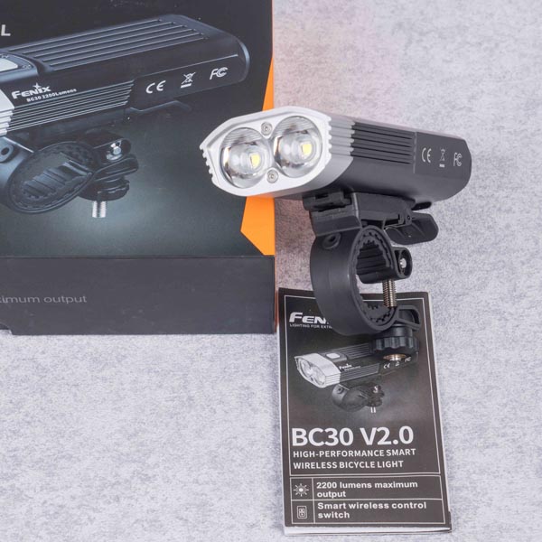 Đèn Pin Xe Đạp Fenix BC05R V2.0 14 đèn gắn xe đạp cao cấp chính hãng