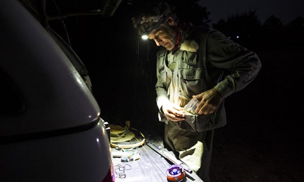 Đèn Pin Đội Đầu Fenix-HL12R V2.0 10 den pin doi dau sieu sang chinh hang gia tot