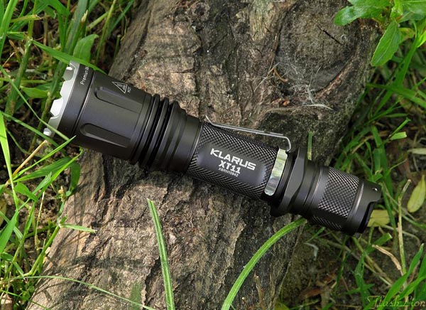 Đèn Pin Fenix LR35R 1 den pin sieu sang USA