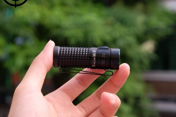 Đèn Pin Fenix LR35R 22 den pin sieu sang mini Olight