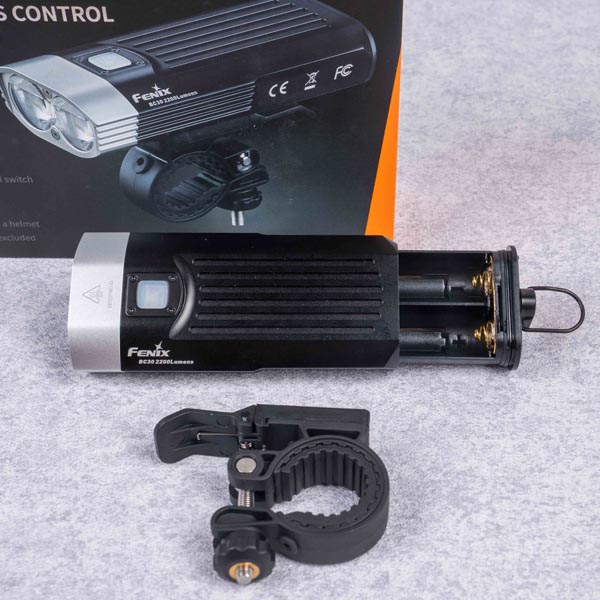 Đèn Pin Xe Đạp Fenix BC05R V2.0 13 đèn pin xe đạp siêu sáng tiện dụng